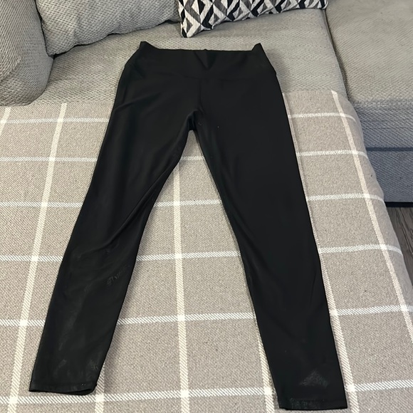 Demi Lovato leggings from fabletics size medium - Picture 2 of 6